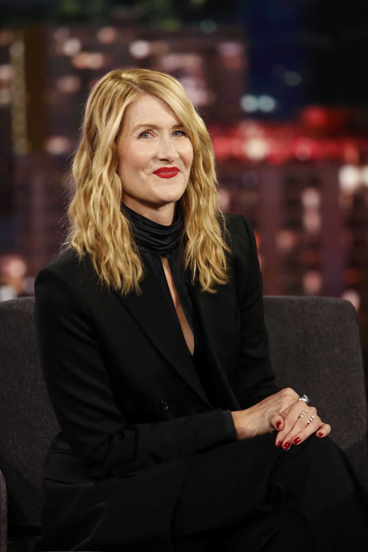 Laura Dern - Jimmy Kimmel Live 11/26/2019 • CelebMafia