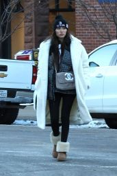 Madison Beer Winter Style - Shopping in Aspen 12/26/2019