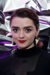 Maisie Williams - Love Christmas Drinks in London 12/01/2019