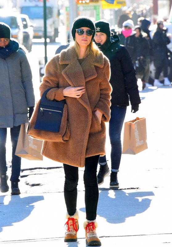 Nicky Hilton Winter Style - Christmas Shopping in New York City 12/19 ...