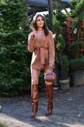Olivia Culpo - Shopping for a Christmas Tree in Los Angeles 12/12/2019