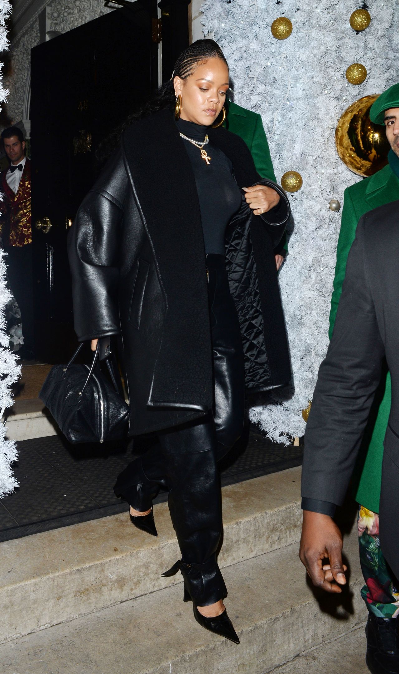 Rihanna Night Out Style - Annabels Private Members Club in London 12/08 ...