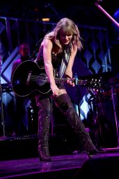 Taylor Swift Performs at Z100’s iHeartRadio Jingle Ball 2019 in NYC