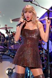 Taylor Swift Performs At Z100s Iheartradio Jingle Ball 2019