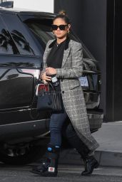 Vanessa Lachey Street Style - Holiday Shopping on Rodeo Drive 12/17/2019