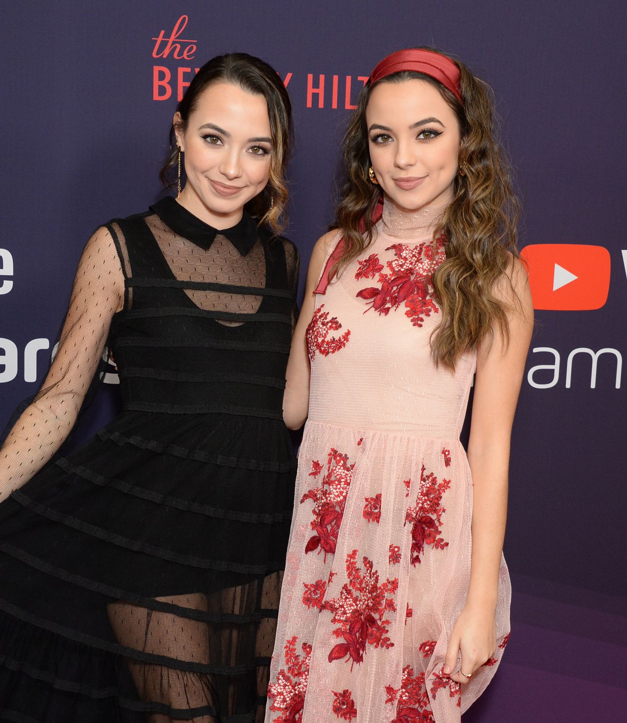 Veronica Jo Merrell and Vanessa Jo Merrel – 219 Streamy Awards • CelebMafia