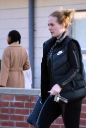 Adele Street Style - Leaving a Library in Los Angeles 01/24/2020