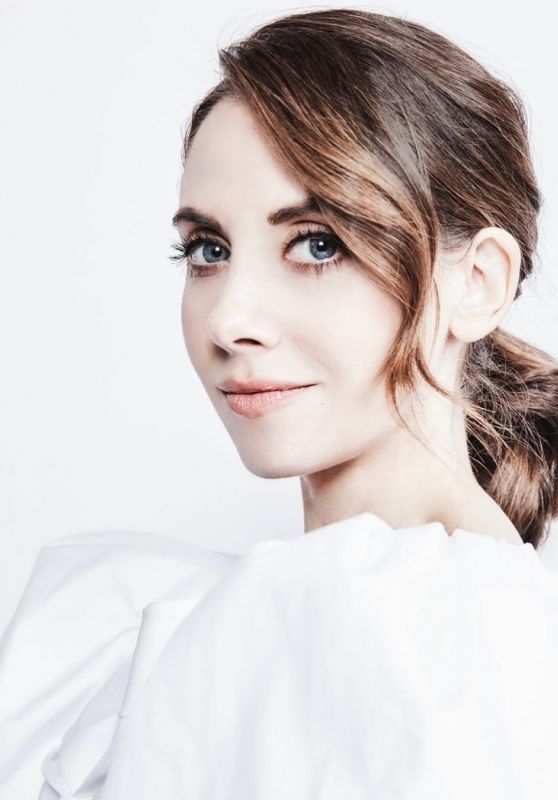 Alison Brie - Photoshoot for TheWrap January 2020
