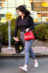 Ariel Winter Booty in Tights - Outside Nine Zero One Salon in West Hollywood 01/14/2020