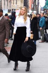 Blake Lively Style - Leaves an Office Building in New York 01/28/2020