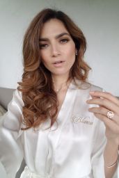 Blanca Blanco - Shows Off a New Look for New Year
