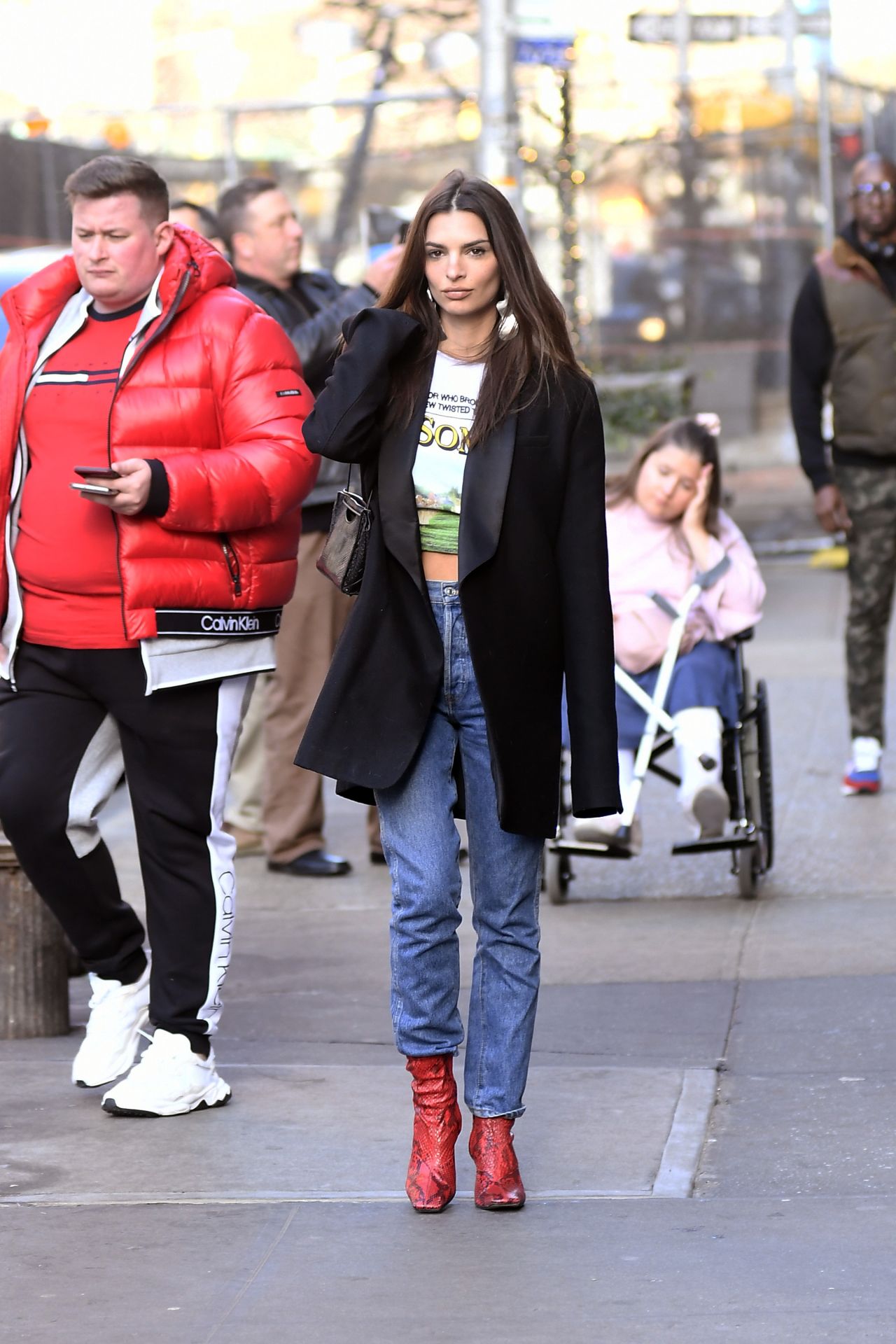 Emily Ratajkowski Street Style 01/10/2020 • CelebMafia