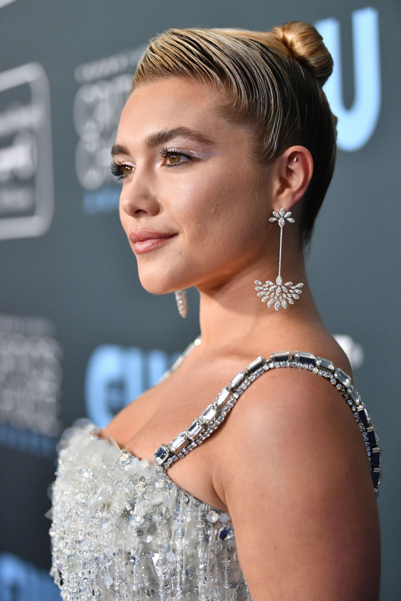 Florence Pugh – Critics’ Choice Awards 2020 • CelebMafia