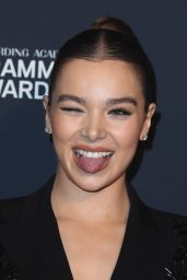 Hailee Steinfeld – Clive Davis’ 2020 Pre-Grammy Gala