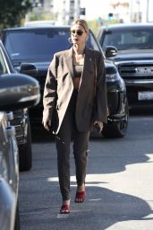 Hailey Rhode Bieber Loking Stylish - Los Angeles 01/28/2020