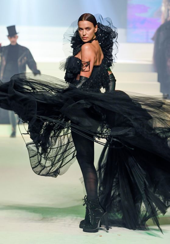 Irina Shayk – Walks Jean-Paul Gaultier Fashion Show in Paris 01/22/2020
