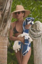 Jennifer Aniston Bikini Candids - Beach in Tulum 01/01/2020