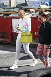 Jennifer Lopez in Gym Ready Outfit - Miami 01/21/2020