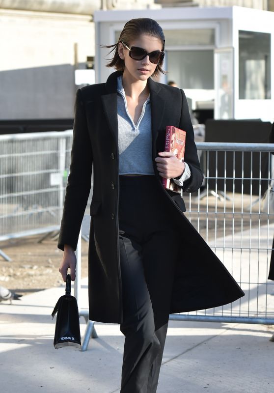 Kaia Gerber Looking Stylish - Arrives at the Chanel Fashion Show in Paris 01/21/2020