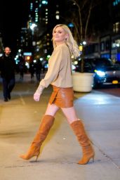 Kelsea Ballerini Style - Out in NYC 01/09/2020