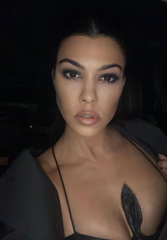 Kourtney Kardashian - Social Media 01/23/2020