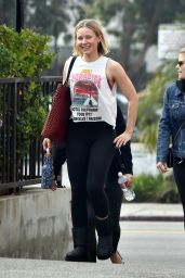 Kristen Bell – Heads to the Gym 01/27/2020