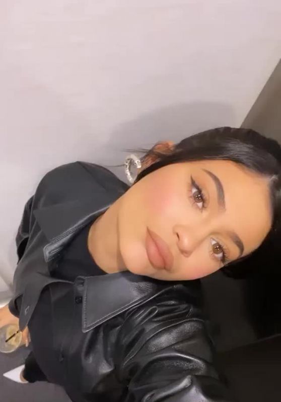 Kylie Jenner - Social Media 01/22/2020