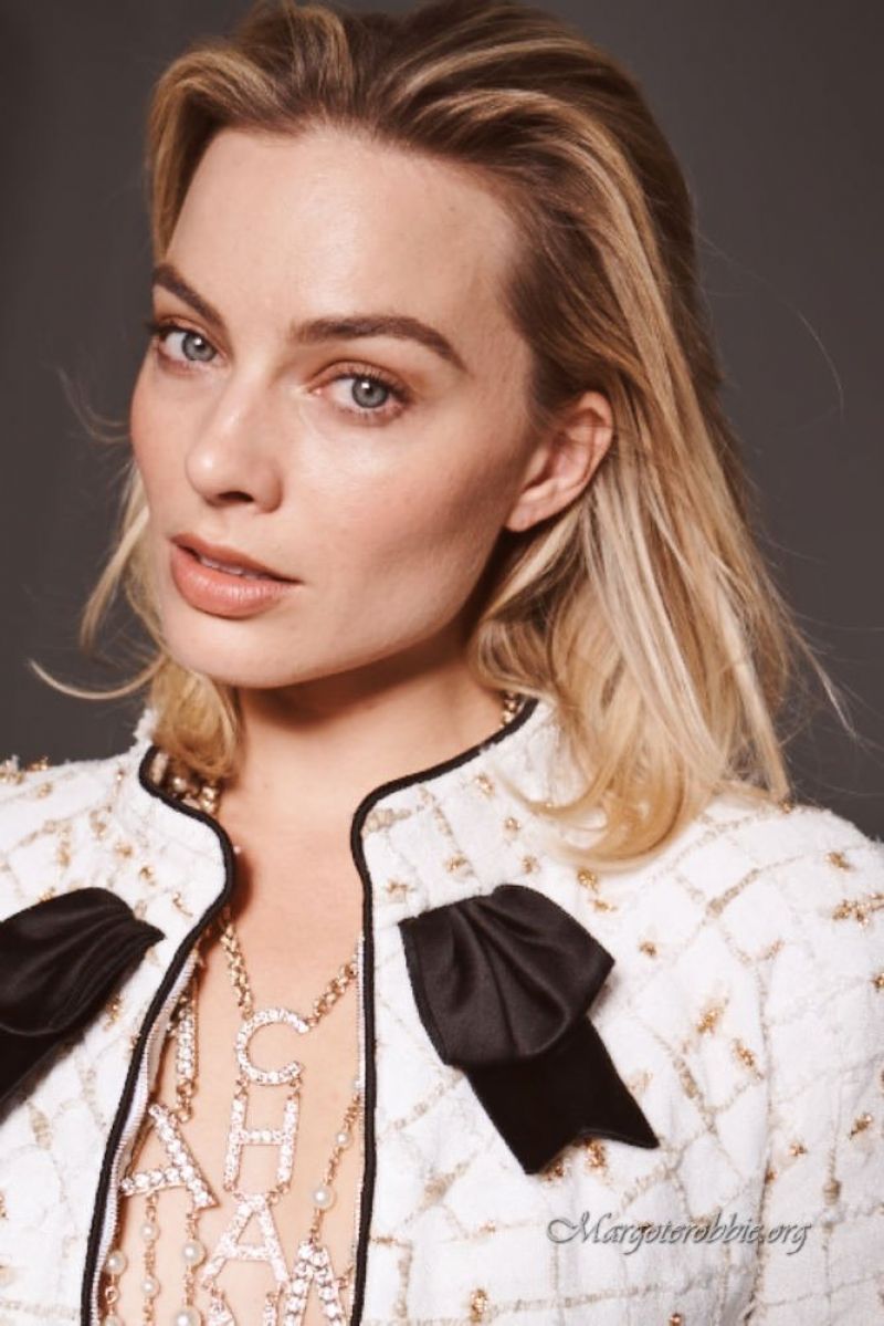 Margot Robbie - ELLE Magazine France February 2019 Issue • CelebMafia