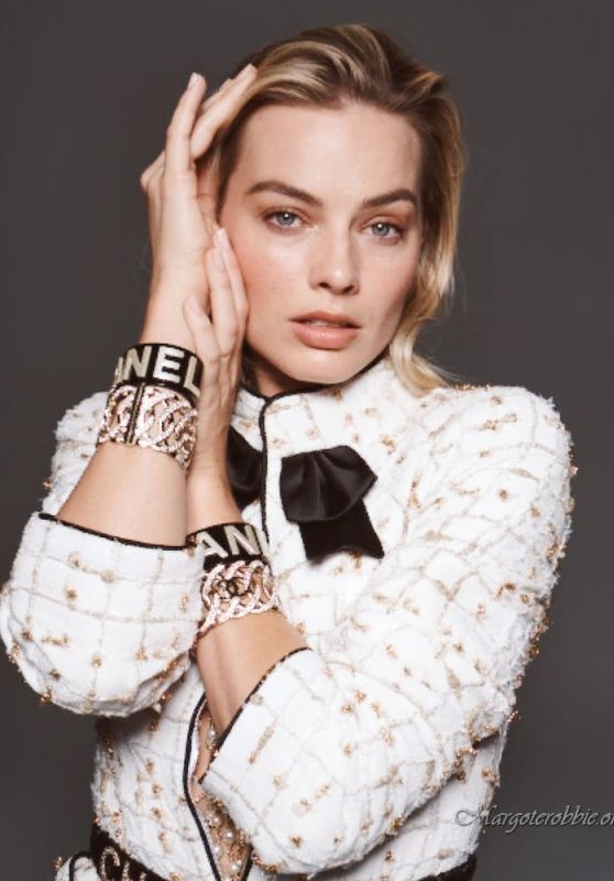 Margot Robbie - ELLE Magazine France February 2019 Issue
