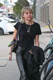 Miley Cyrus Street Style - Los Angeles 01/17/2020