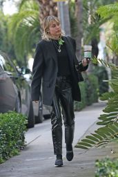 Miley Cyrus Street Style - Los Angeles 01/17/2020