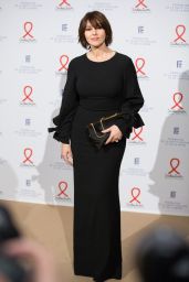 Monica Bellucci – Fashion Dinner for AIDS Sidaction Association in Paris 01/23/2020