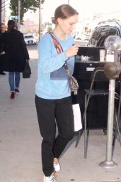 Natalie Portman - Leaving Crossroads in Los Angeles 01/15/2020