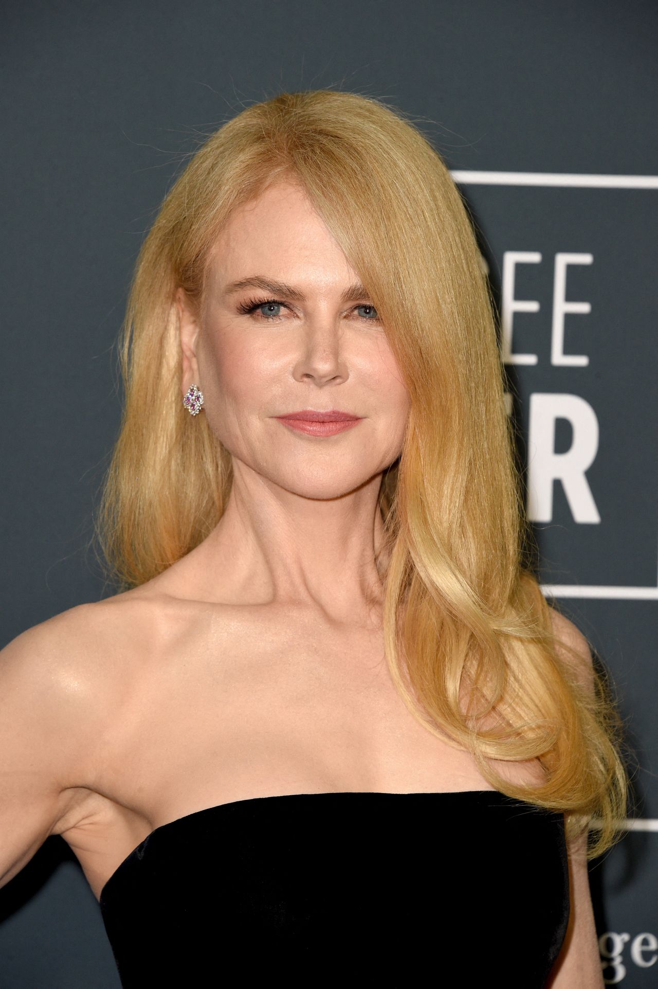 Nicole Kidman - Critics' Choice Awards 2020 • CelebMafia