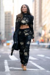 Olivia Culpo - Out in NYC 01/24/2020
