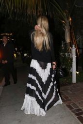 Paris Hilton - San Vicente Bungalows in West Hollywood 01/13/2020