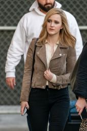 Rachel Brosnahan - Outside "Jimmy Kimmel Live" in LA 01/07/2020