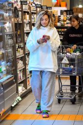 Rita Ora - Grocery Shopping 01/02/2020