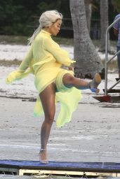 Rita Ora - Shooting a Video in Miami 01/10/2020