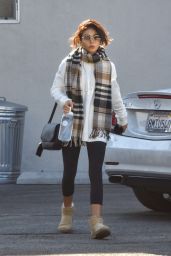 Sarah Hyland Cute Street Style - Out in Studio City 01/13/2020