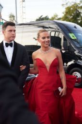 Scarlett Johansson – 2020 Golden Globe Awards