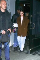  Selena Gomez - Out in Los Angeles 01/12/2020