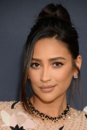 Shay Mitchell – 2020 Warner Bros. and InStyle Golden Globe After Party