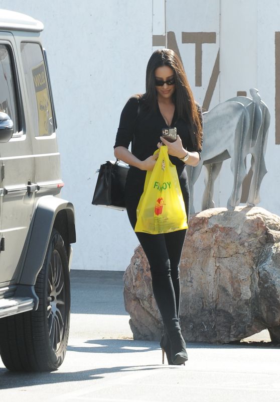 Shay Mitchell - Running Errands in Los Angeles 01/24/2020