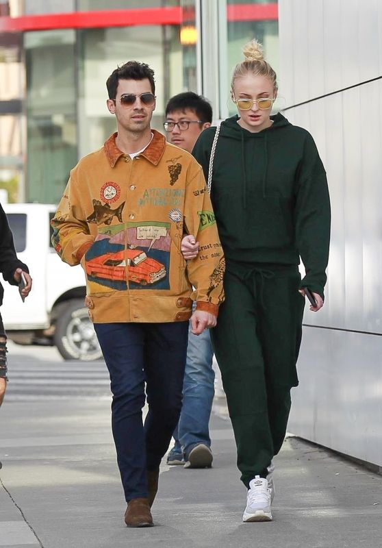 Sophie Turner and Joe Jonas – Out For a Lunch Date at Wally’s in Beverly Hills 01/24/2020