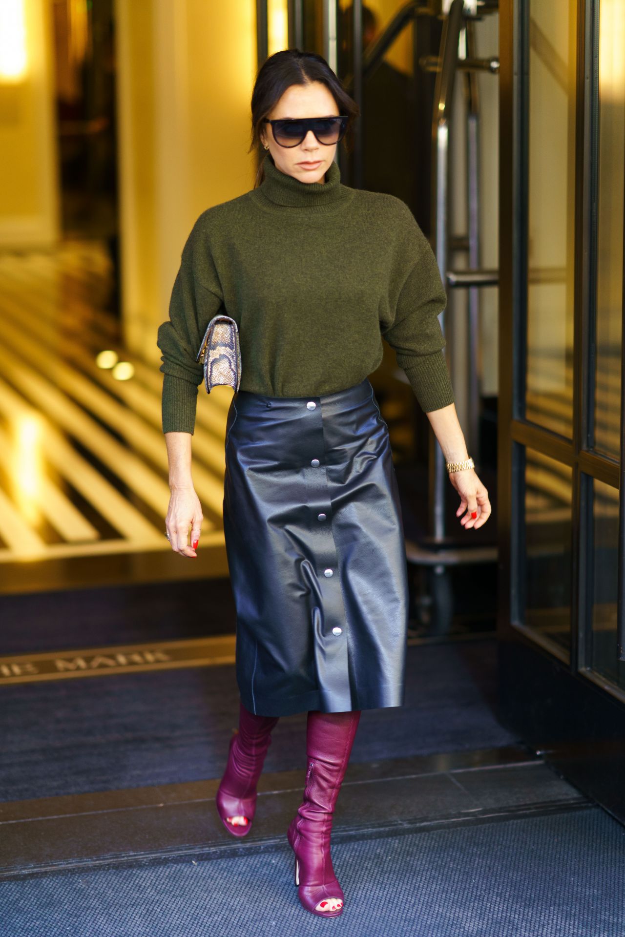 Victoria Beckham Style and Fashion - NYC 01/25/2020 • CelebMafia