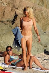 Victoria Silvstedt - Holiday in St-Barts 01/06/2020