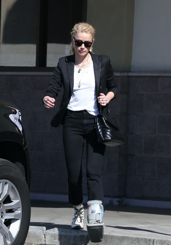 Amber Heard in Casual Outfit - LA 02/07/2020