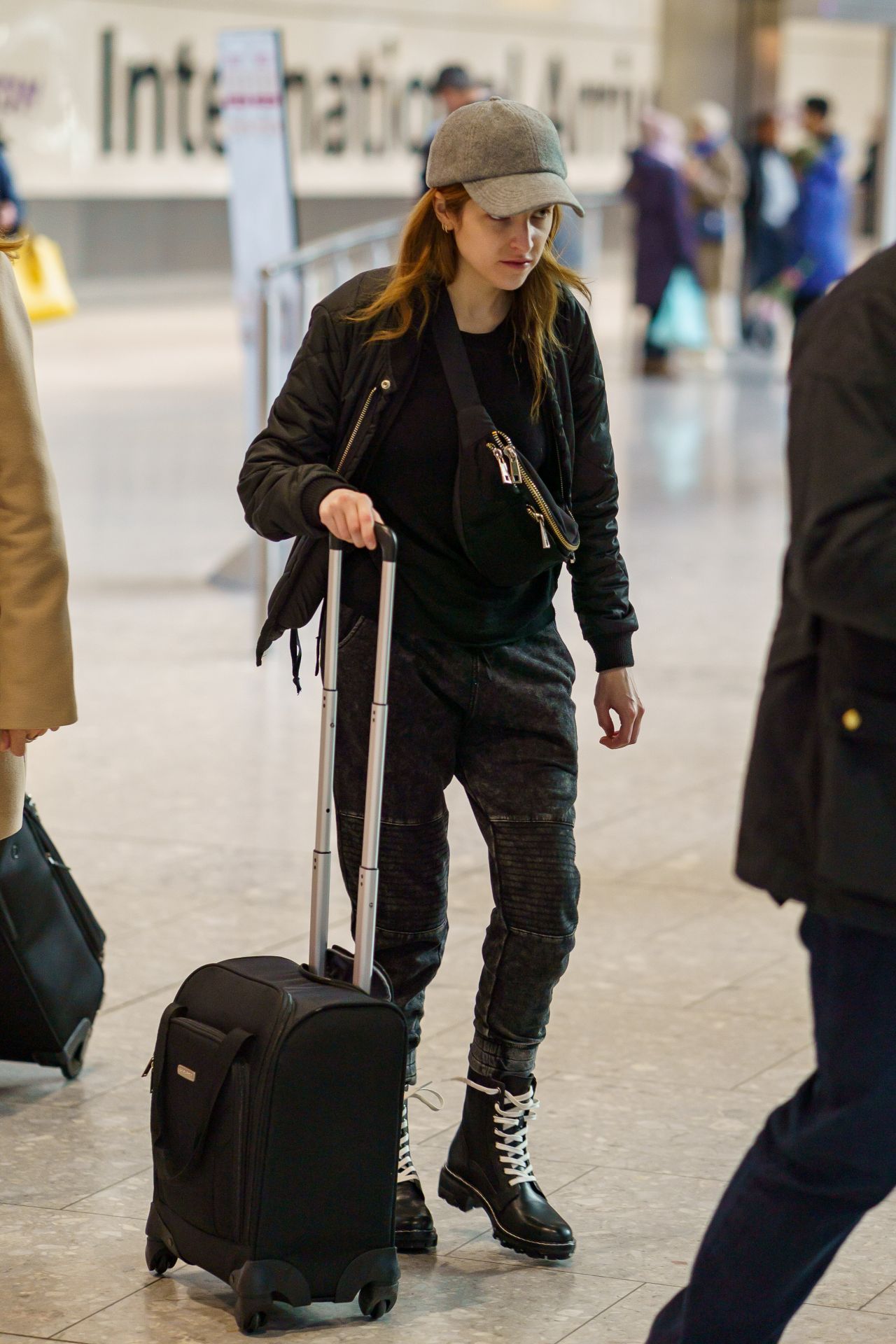 Anna Kendrick in Travel Outfit - Heathrow Airport in London 02/12/2020