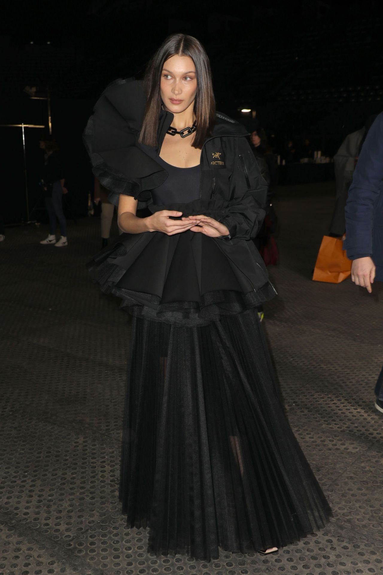 Bella Hadid – Walks Off-White Show at Paris Fashion Week 02/27/2020 ...